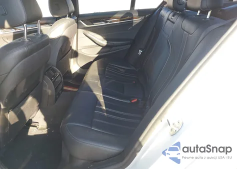 2019 BMW 530I z USA, uszkodzony, nr VIN WBAJA5C55KBX87716